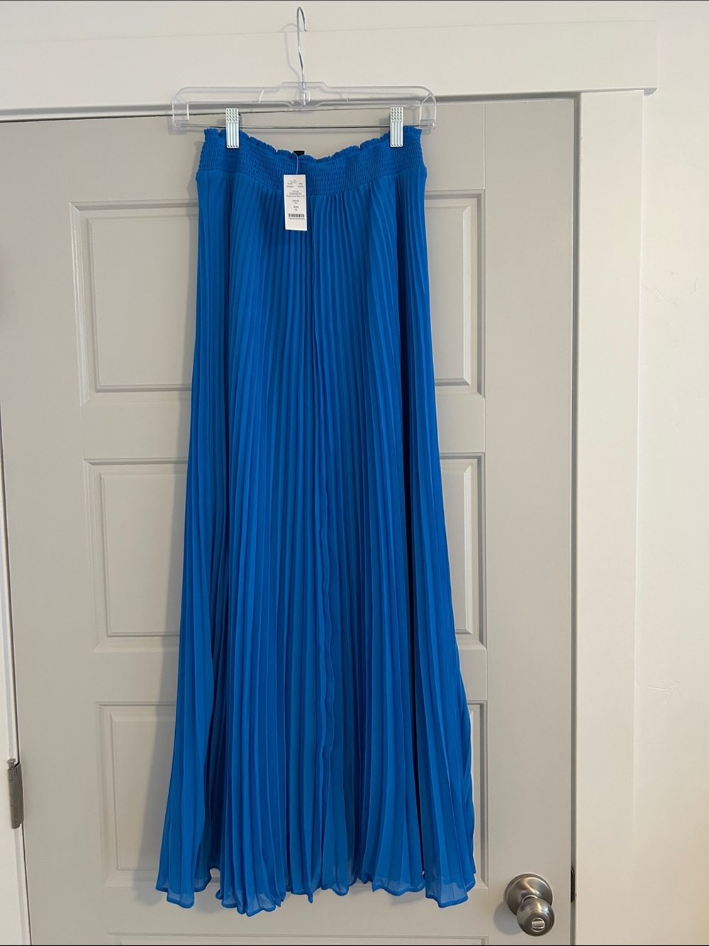 White House Black Market WHBM Isla Blue Flowy Pleated Maxi Skirt 6 - Picture 2 of 5